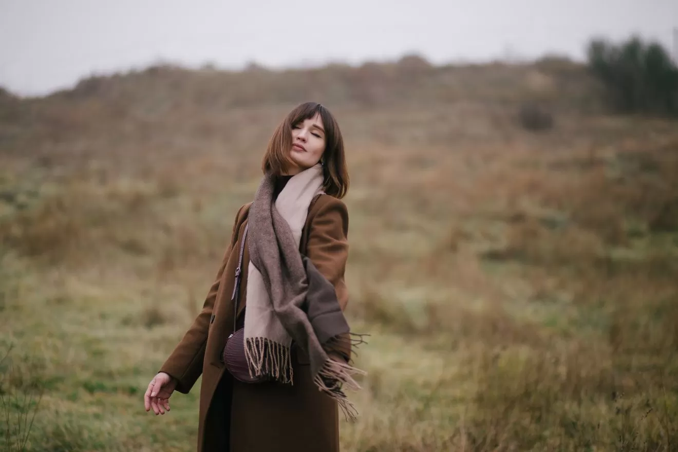 woman wearing cashmere scarf