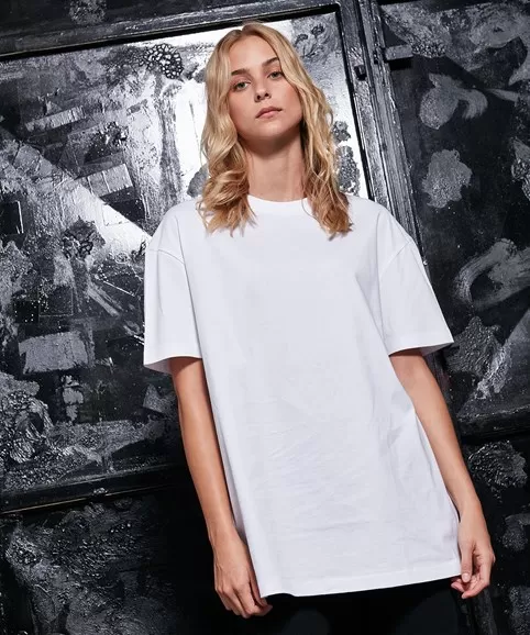 Oversized women's t-shirt