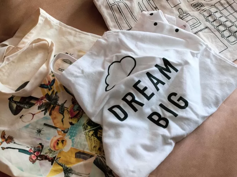 Dream big tote bag merch.