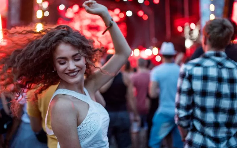 Concert Dancing